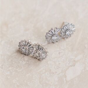 WHITE GOLD RHINESTONE FLORAL-INSPIRED BRIDAL EARRINGS